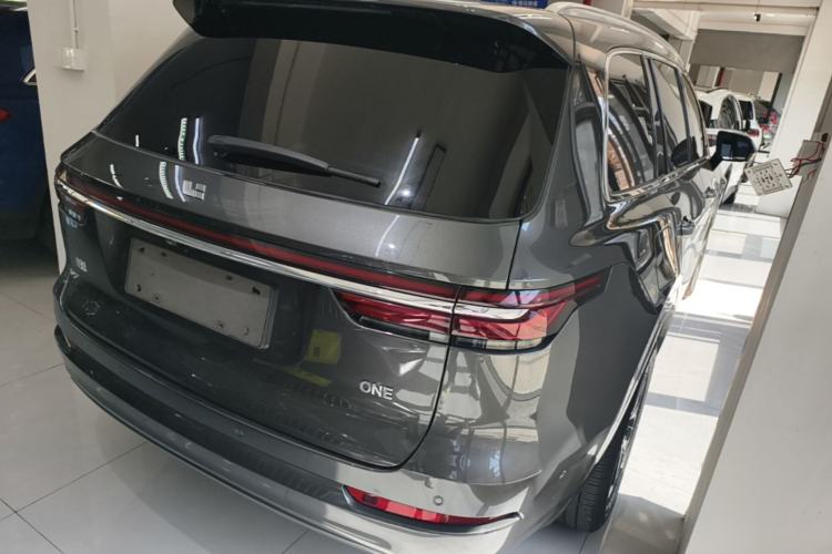 Used Li Auto ONE 2021 Extended-Range 6-Seater Version Rear Right 45 Deg