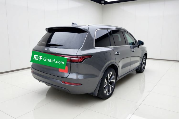 Used Li Auto ONE 2021 Extended-Range 6-Seater Version Rear Right 45 Deg