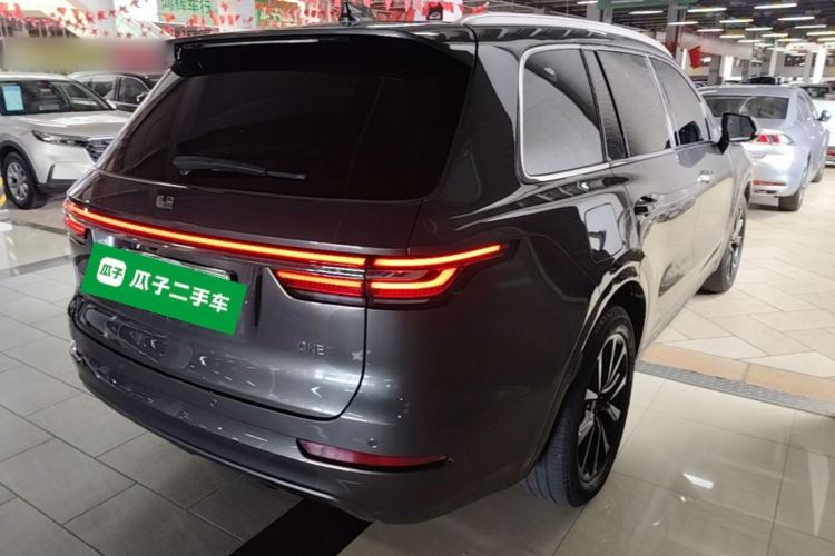 Used Li Auto ONE 2021 Extended-Range 6-Seater Version Rear Right 45 Deg