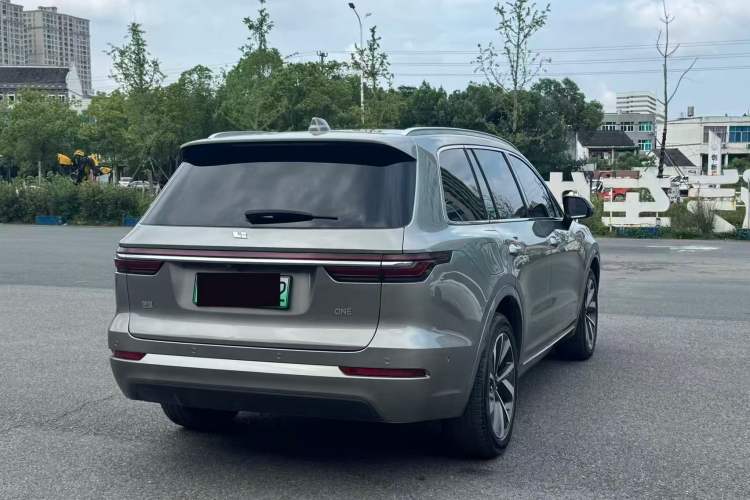Used Li Auto ONE 2021 Extended-Range 6-Seater Version Rear Right 45 Deg