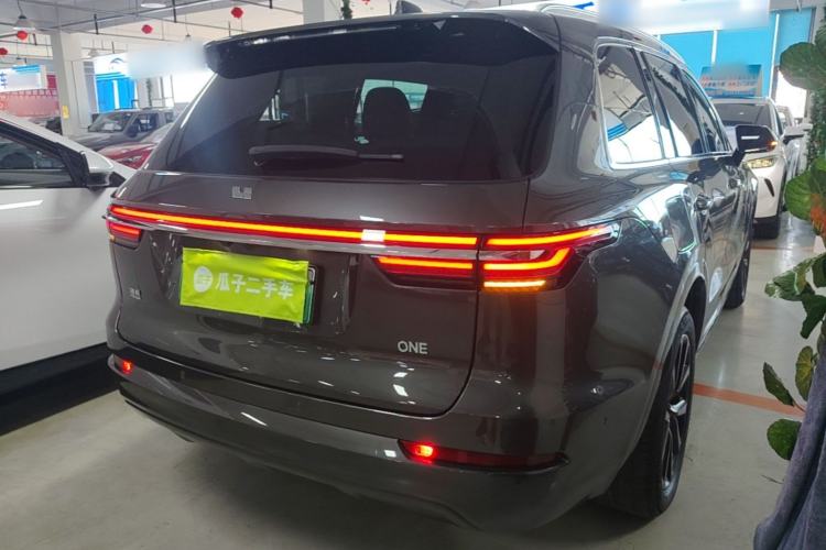 Used Li Auto ONE 2021 Extended-Range 6-Seater Version Rear Right 45 Deg