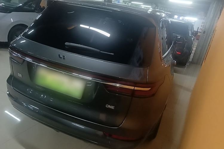 Used Li Auto ONE 2021 Extended-Range 6-Seater Version Rear Right 45 Deg