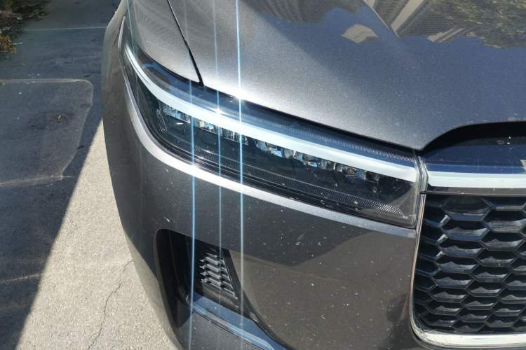 Used Li Auto ONE 2021 Extended-Range 6-Seater Version Right Front Headlight