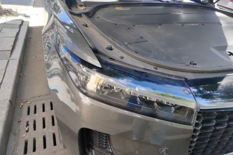 Used Li Auto ONE 2021 Extended-Range 6-Seater Version Right Front Headlight