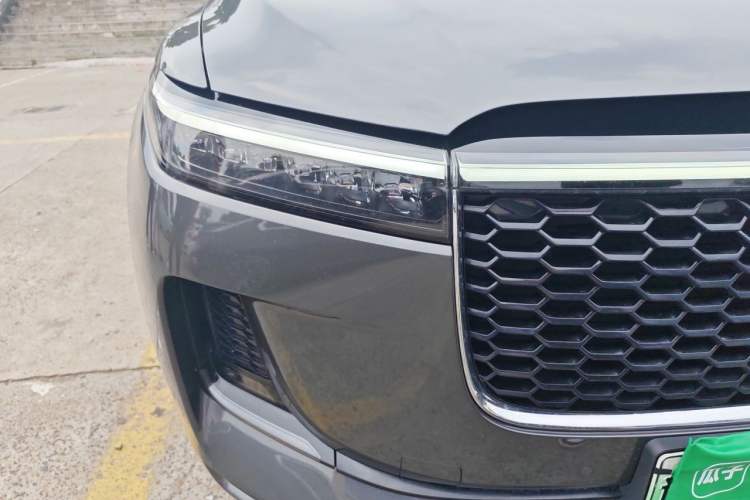 Used Li Auto ONE 2021 Extended-Range 6-Seater Version Right Front Headlight