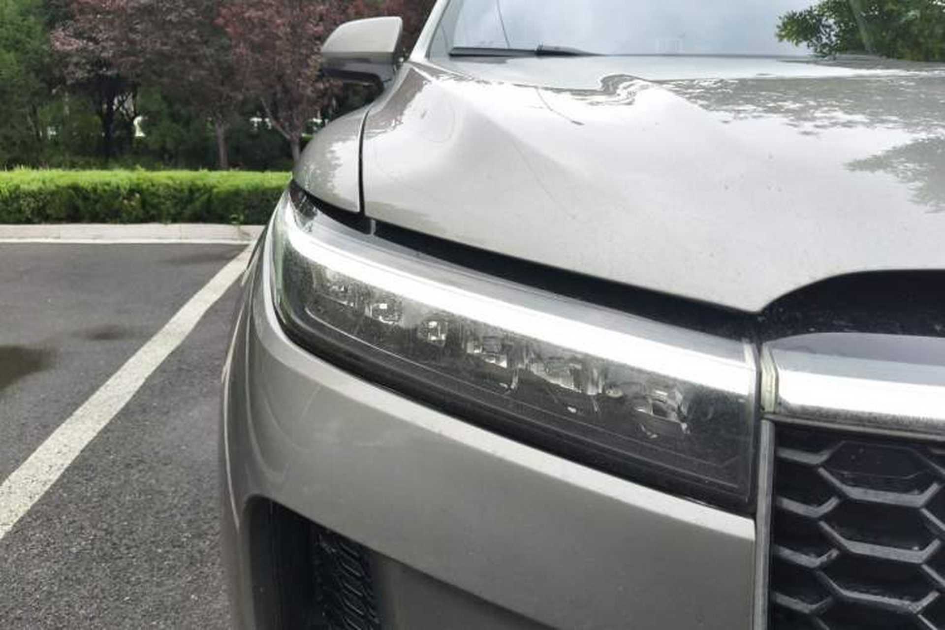 Used Li Auto ONE 2021 Extended-Range 6-Seater Version Right Front Headlight