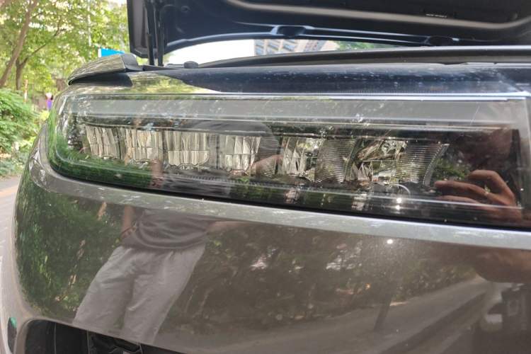 Used Li Auto ONE 2021 Extended-Range 6-Seater Version Right Front Headlight
