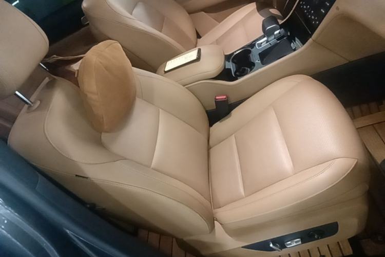 Used Li Auto ONE 2021 Extended-Range 6-Seater Version Right Front Seat