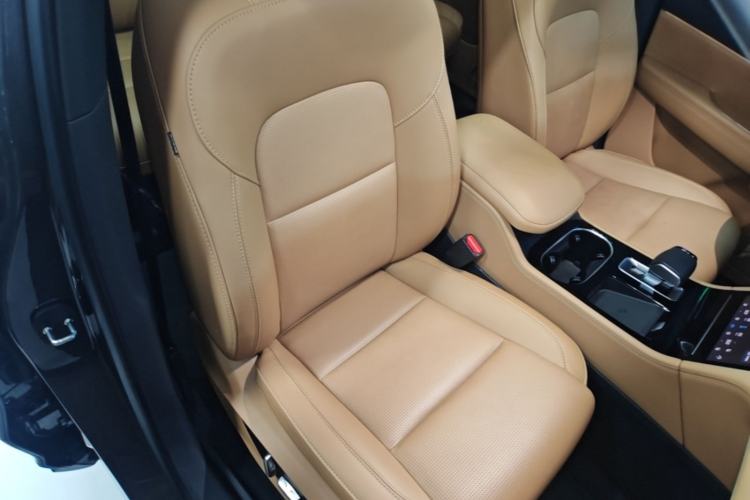 Used Li Auto ONE 2021 Extended-Range 6-Seater Version Right Front Seat