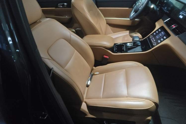 Used Li Auto ONE 2021 Extended-Range 6-Seater Version Right Front Seat