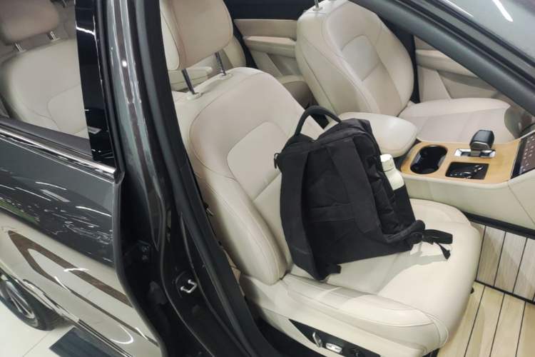 Used Li Auto ONE 2021 Extended-Range 6-Seater Version Right Front Seat