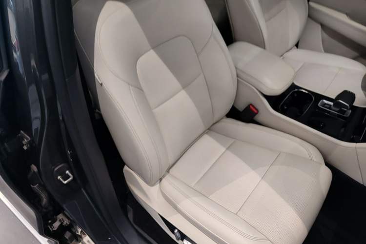 Used Li Auto ONE 2021 Extended-Range 6-Seater Version Right Front Seat