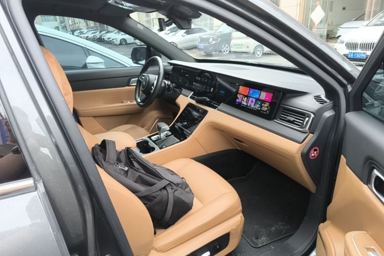 Used Li Auto ONE 2021 Extended-Range 6-Seater Version Right Front Seat