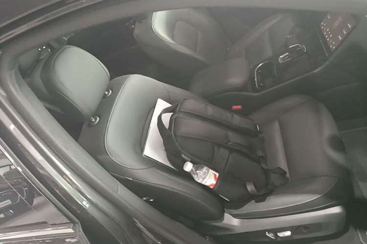 Used Li Auto ONE 2021 Extended-Range 6-Seater Version Right Front Seat
