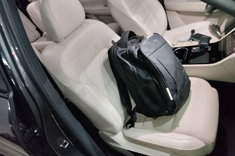 Used Li Auto ONE 2021 Extended-Range 6-Seater Version Right Front Seat