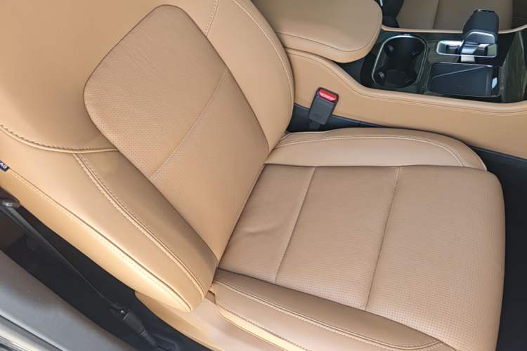 Used Li Auto ONE 2021 Extended-Range 6-Seater Version Right Front Seat