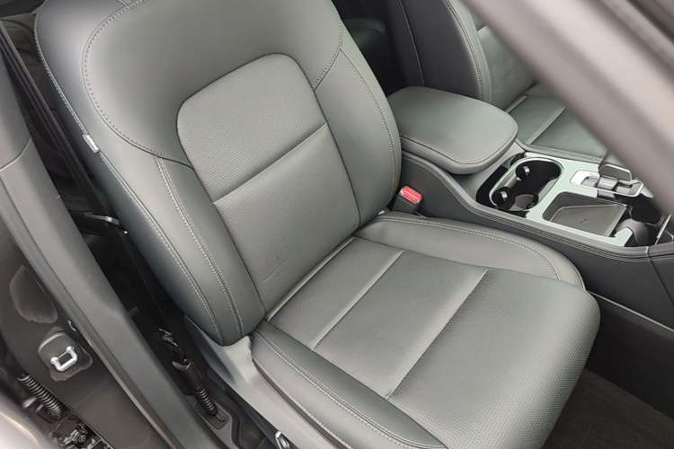 Used Li Auto ONE 2021 Extended-Range 6-Seater Version Right Front Seat