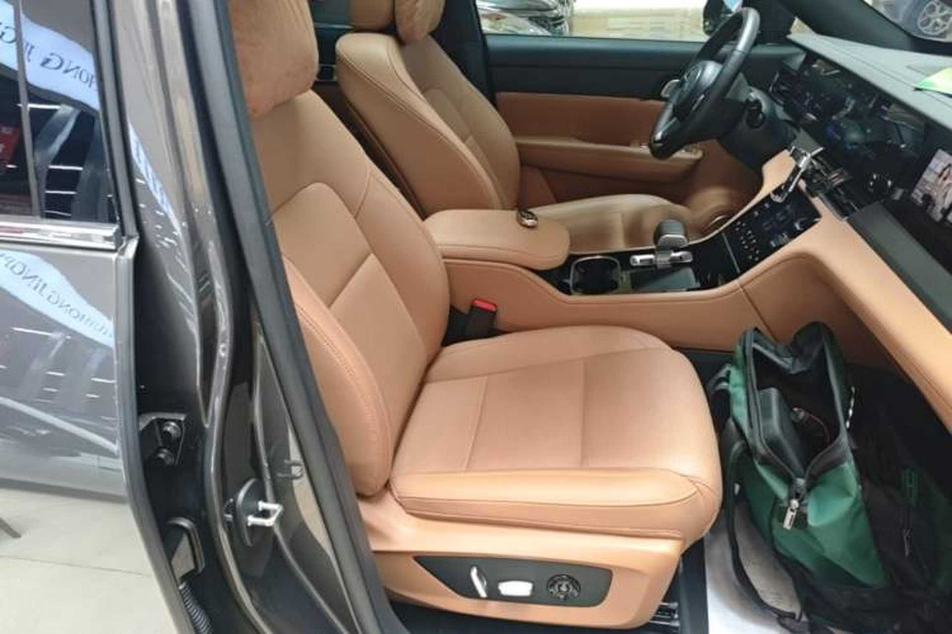 Used Li Auto ONE 2021 Extended-Range 6-Seater Version Right Front Seat