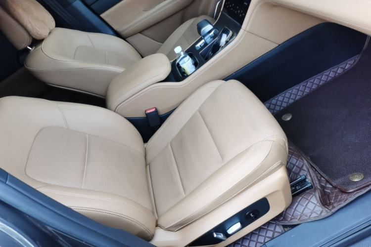 Used Li Auto ONE 2021 Extended-Range 6-Seater Version Right Front Seat