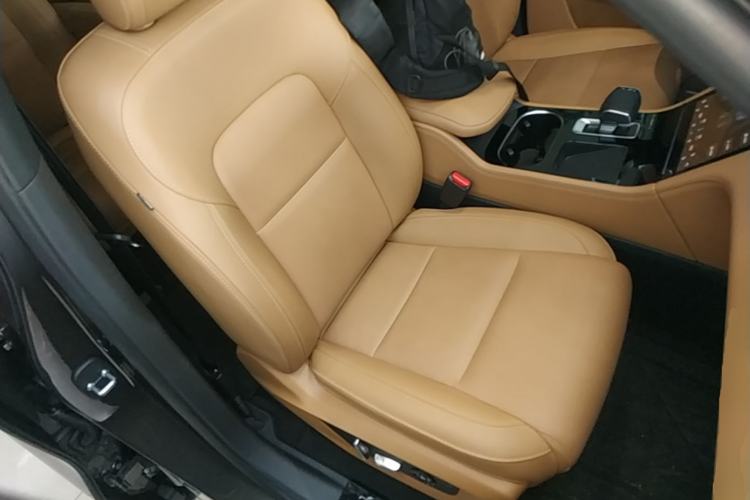 Used Li Auto ONE 2021 Extended-Range 6-Seater Version Right Front Seat