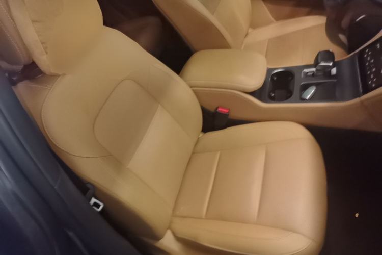 Used Li Auto ONE 2021 Extended-Range 6-Seater Version Right Front Seat
