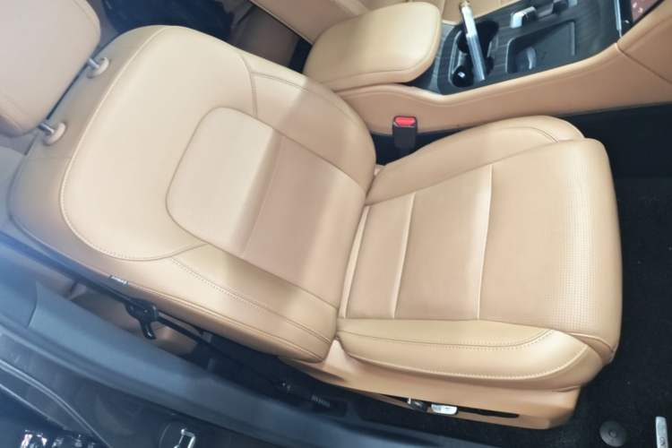 Used Li Auto ONE 2021 Extended-Range 6-Seater Version Right Front Seat