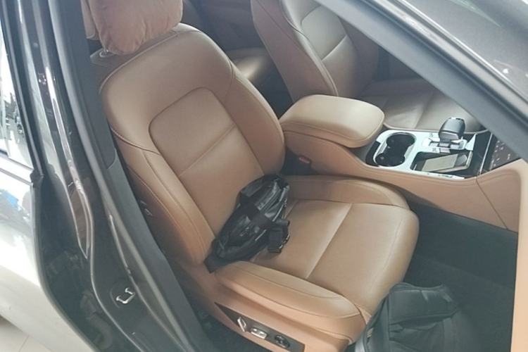 Used Li Auto ONE 2021 Extended-Range 6-Seater Version Right Front Seat