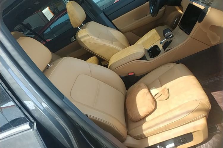 Used Li Auto ONE 2021 Extended-Range 6-Seater Version Right Front Seat