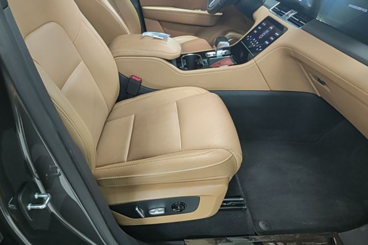 Used Li Auto ONE 2021 Extended-Range 6-Seater Version Right Front Seat