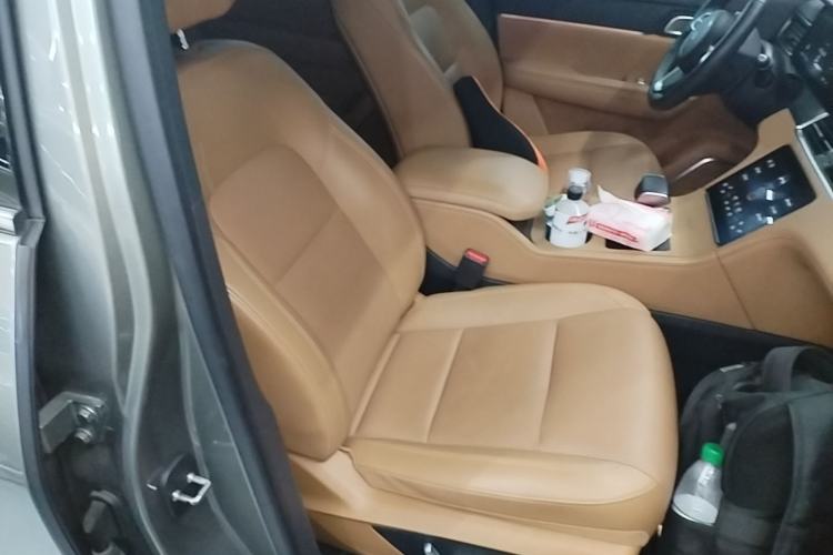 Used Li Auto ONE 2021 Extended-Range 6-Seater Version Right Front Seat