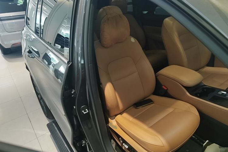 Used Li Auto ONE 2021 Extended-Range 6-Seater Version Right Front Seat