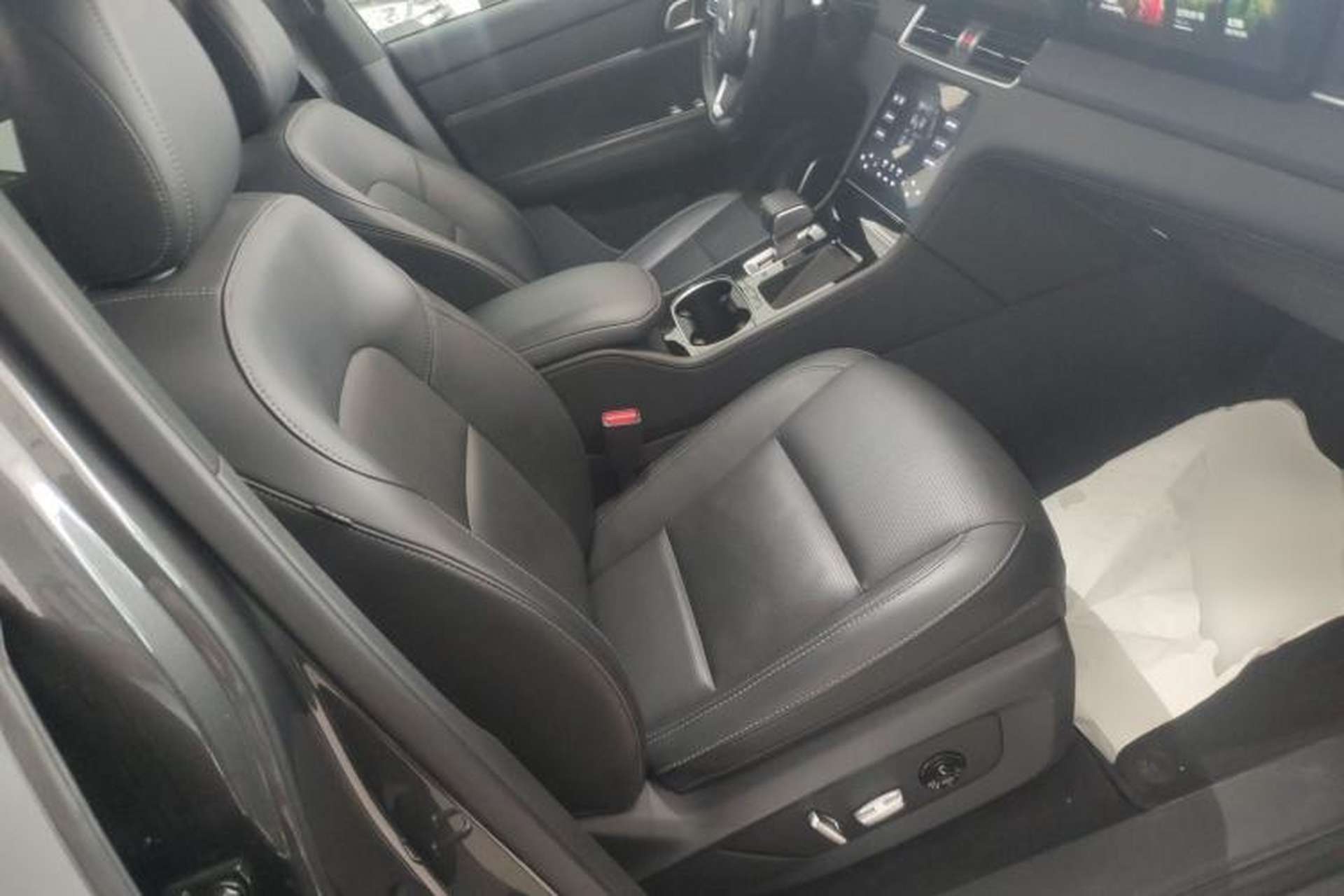 Used Li Auto ONE 2021 Extended-Range 6-Seater Version Right Front Seat