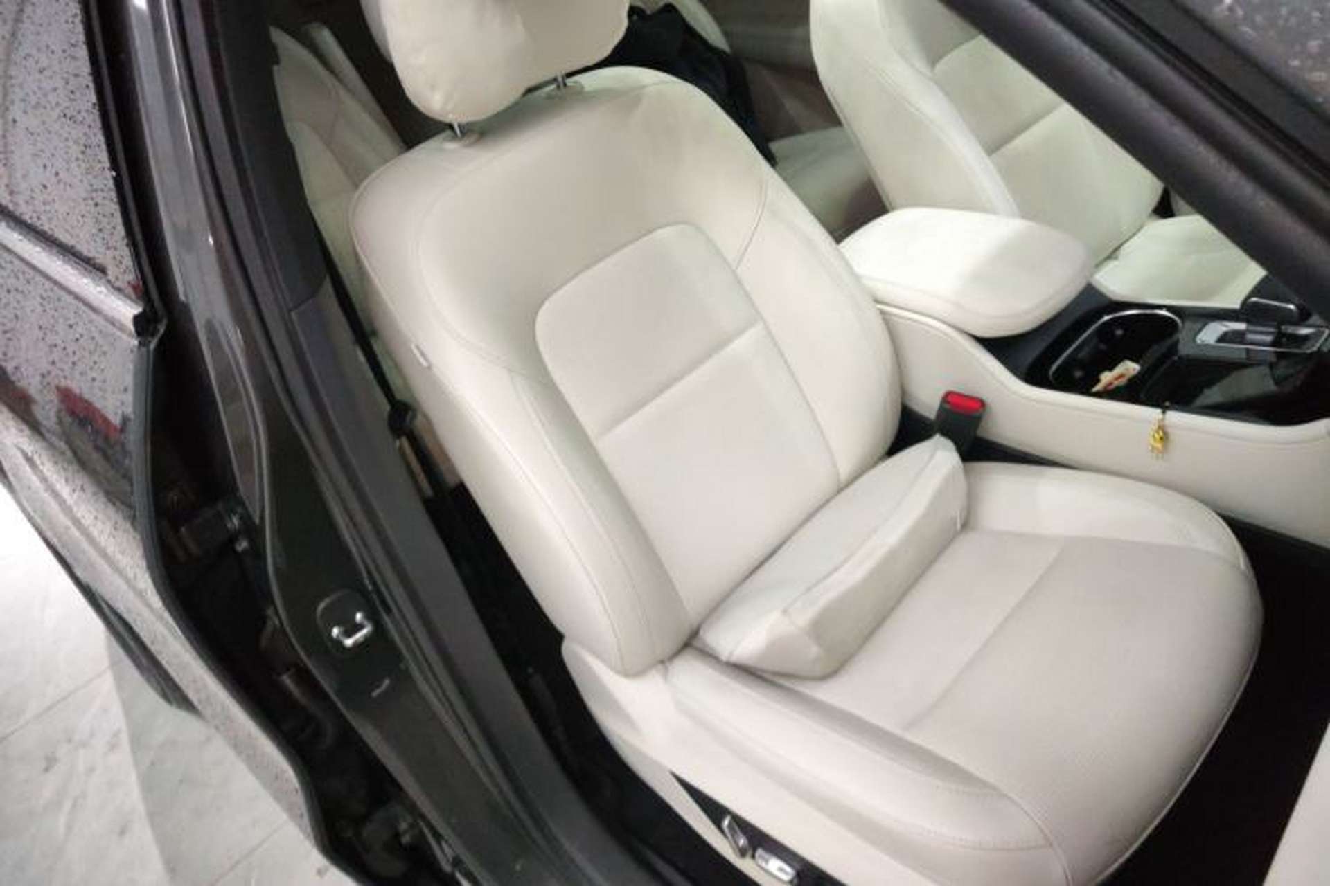 Used Li Auto ONE 2021 Extended-Range 6-Seater Version Right Front Seat