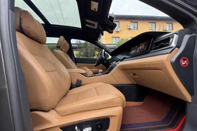 Used Li Auto ONE 2021 Extended-Range 6-Seater Version Right Front Seat