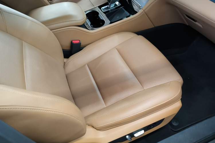 Used Li Auto ONE 2021 Extended-Range 6-Seater Version Right Front Seat