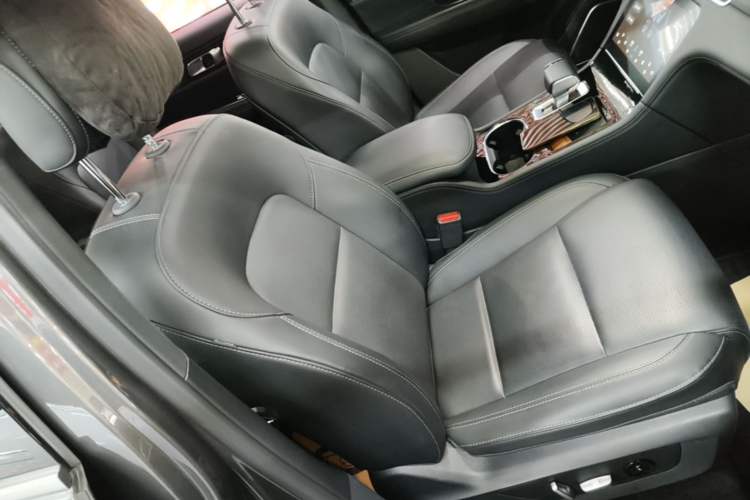 Used Li Auto ONE 2021 Extended-Range 6-Seater Version Right Front Seat