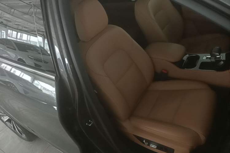 Used Li Auto ONE 2021 Extended-Range 6-Seater Version Right Front Seat