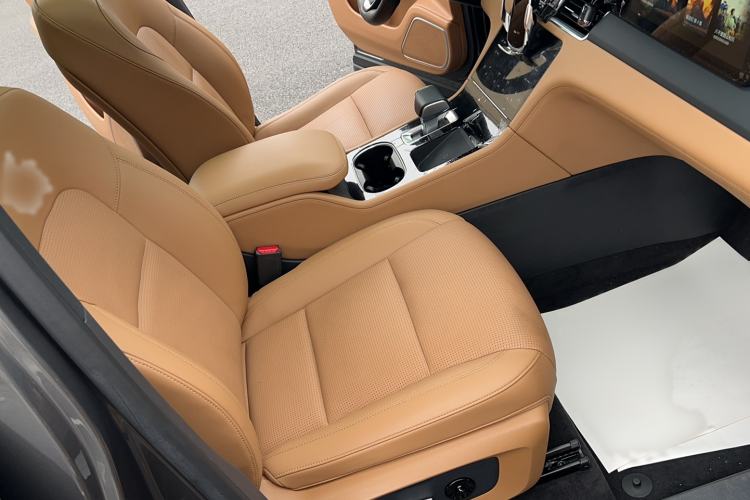 Used Li Auto ONE 2021 Extended-Range 6-Seater Version Right Front Seat