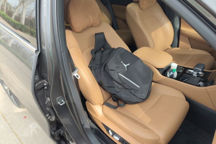 Used Li Auto ONE 2021 Extended-Range 6-Seater Version Right Front Seat