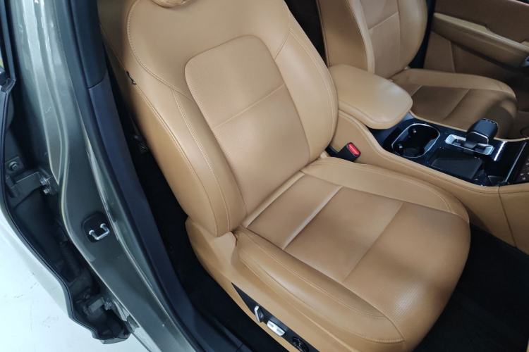 Used Li Auto ONE 2021 Extended-Range 6-Seater Version Right Front Seat