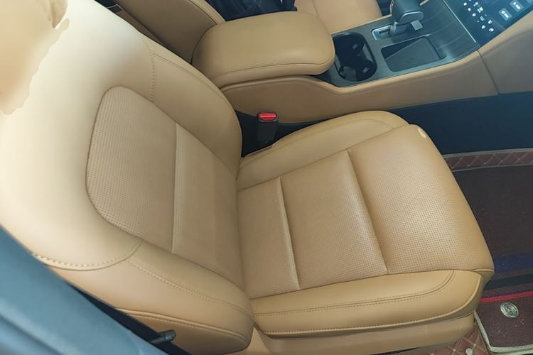Used Li Auto ONE 2021 Extended-Range 6-Seater Version Right Front Seat