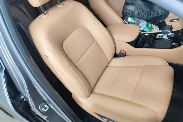Used Li Auto ONE 2021 Extended-Range 6-Seater Version Right Front Seat
