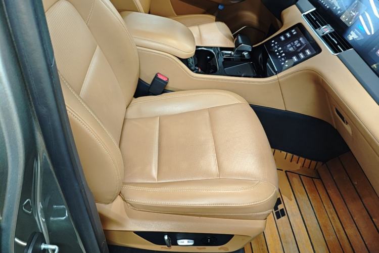 Used Li Auto ONE 2021 Extended-Range 6-Seater Version Right Front Seat