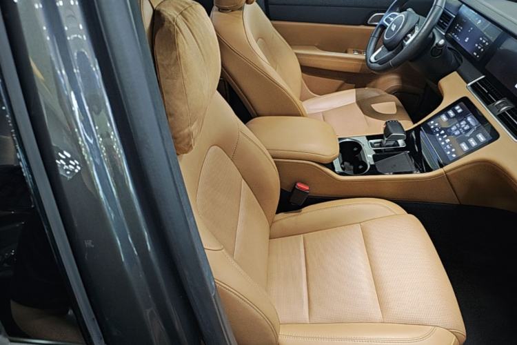 Used Li Auto ONE 2021 Extended-Range 6-Seater Version Right Front Seat