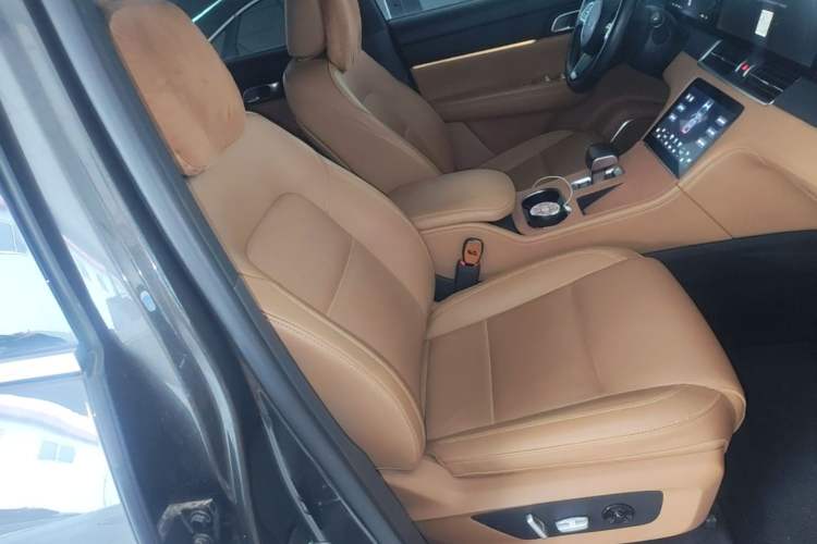 Used Li Auto ONE 2021 Extended-Range 6-Seater Version Right Front Seat