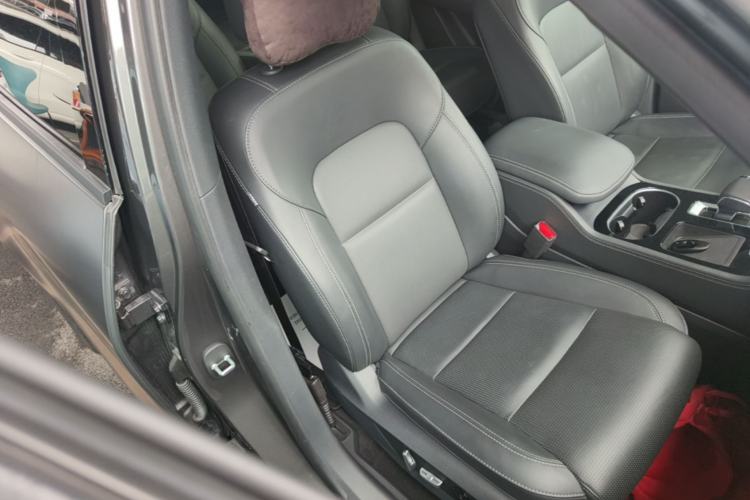 Used Li Auto ONE 2021 Extended-Range 6-Seater Version Right Front Seat