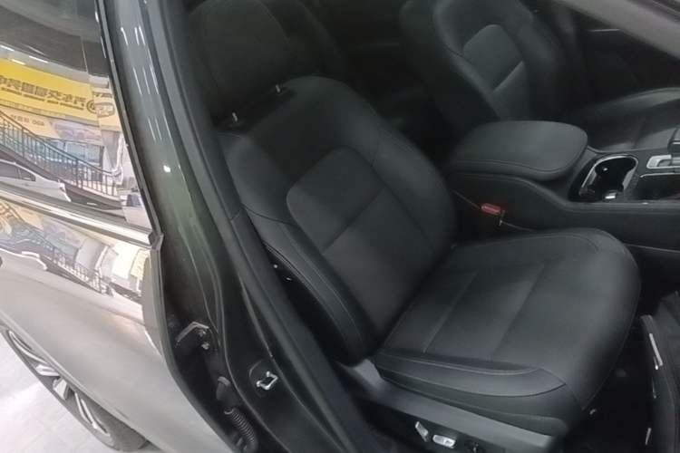 Used Li Auto ONE 2021 Extended-Range 6-Seater Version Right Front Seat