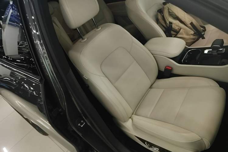 Used Li Auto ONE 2021 Extended-Range 6-Seater Version Right Front Seat
