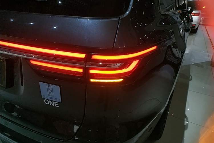 Used Li Auto ONE 2021 Extended-Range 6-Seater Version Right Rear Taillight