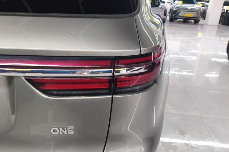 Used Li Auto ONE 2021 Extended-Range 6-Seater Version Right Rear Taillight